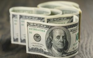DOLAR 8,35’E YÜKSELDİ!